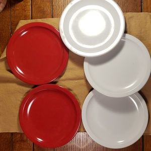 TEXAS WARE VINTAGE SET OF 5 Red and White PLATES